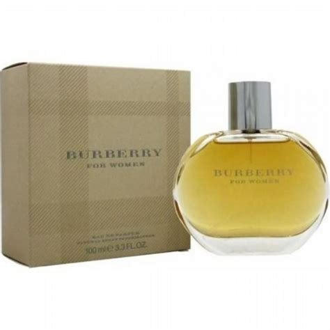 Burberry Classic EDP 100 ml Kadın Parfümü kullanıcı yorumları .